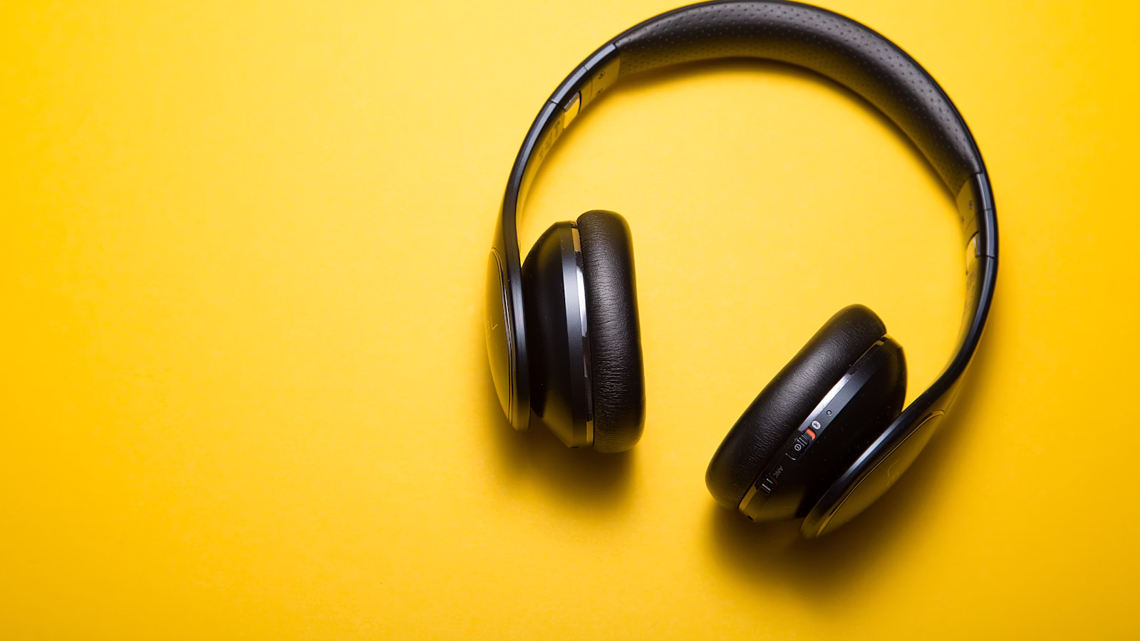 Sony WH-1000XM6 headphones